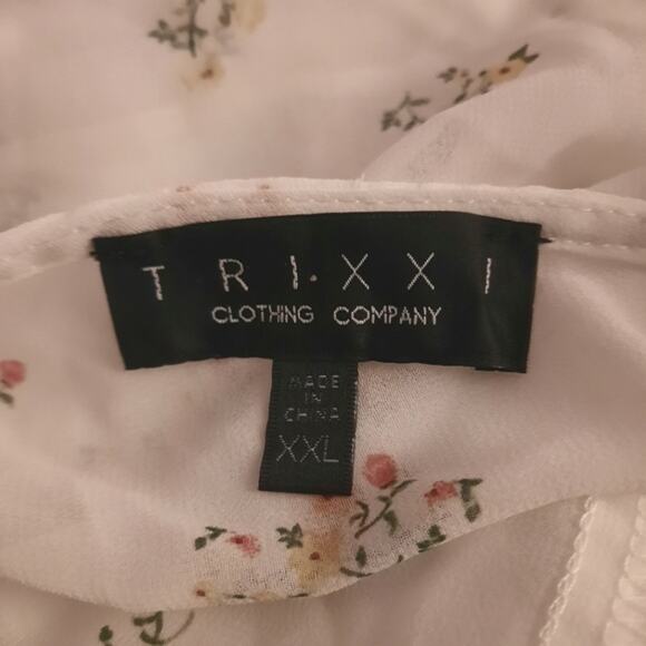 Trixxi Dress Junior Size XXL White Floral Smocked Short Casual Open Back - Picture 9 of 11
